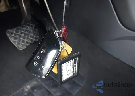 2024 Volkswagen Atlas Cross Sport 2.0T Se W/Technology from USA, damaged, VIN 1V2HE2CA6RC224985